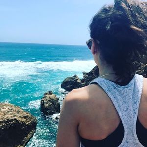 Meet your Posher, Alina